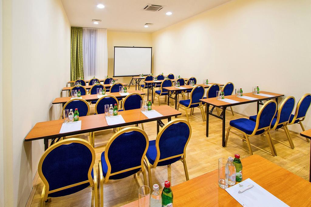 A Hoteli - Hotel Sloboda Sabac Bagian luar foto